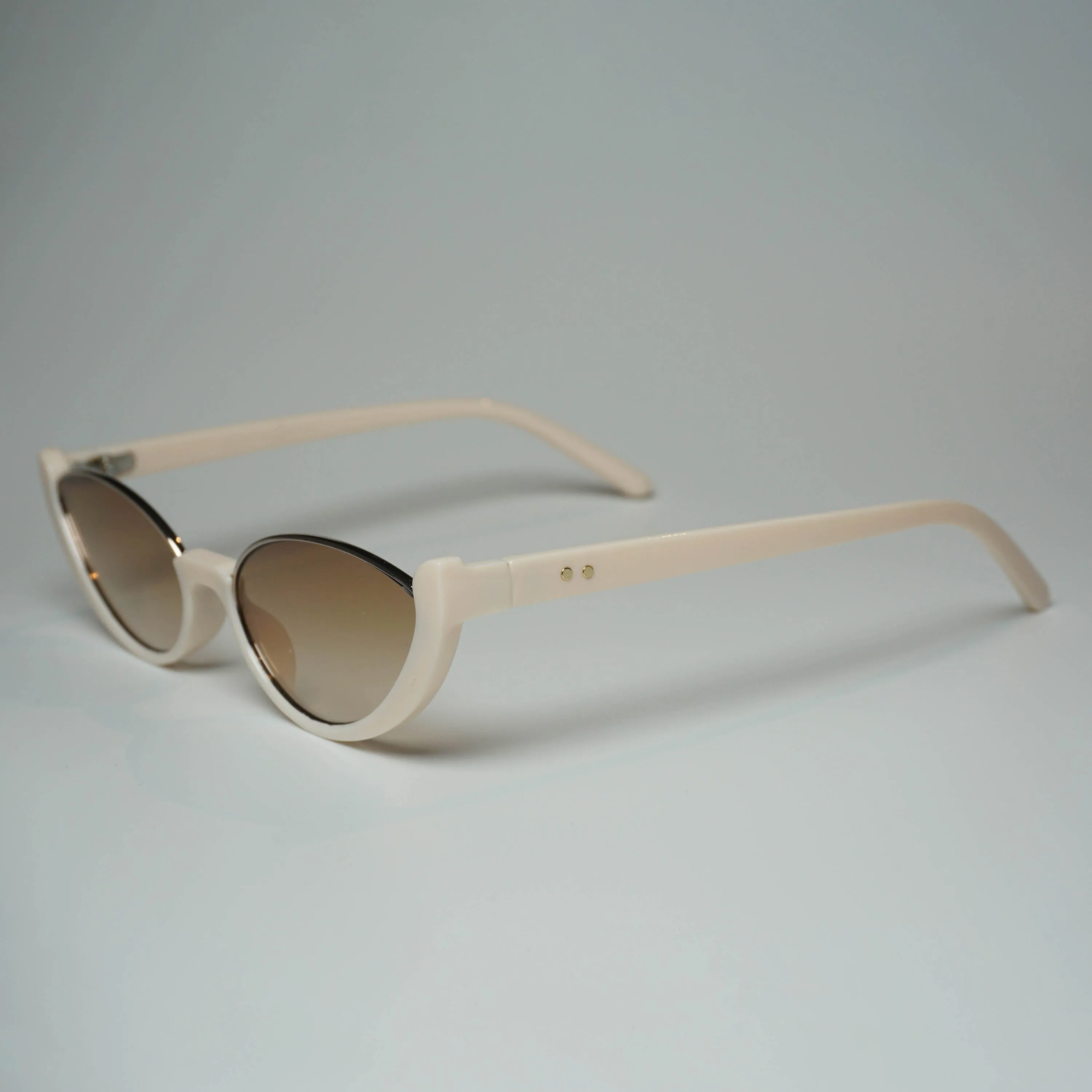 Issa Vibe Half Frame Oval Sunglasses